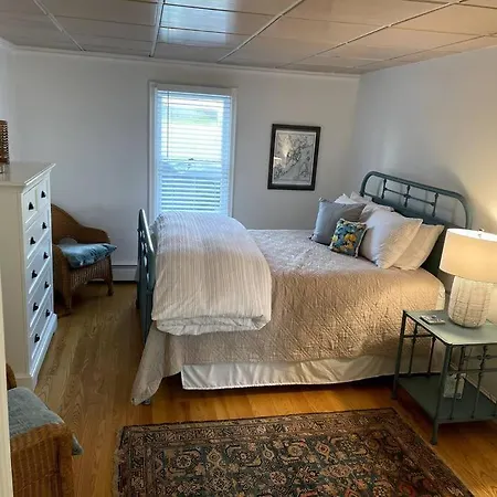 Updated Historic Water St 2 Bdr, 2 Bath Apartment. Eastport Exterior photo
