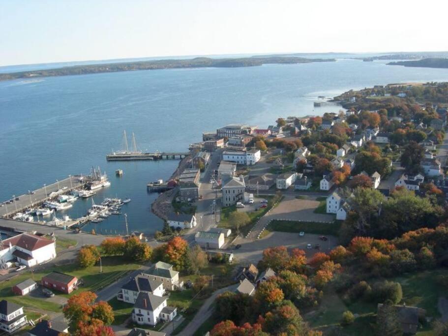 Updated Historic Water St 2 Bdr, 2 Bath Apartment. * Eastport